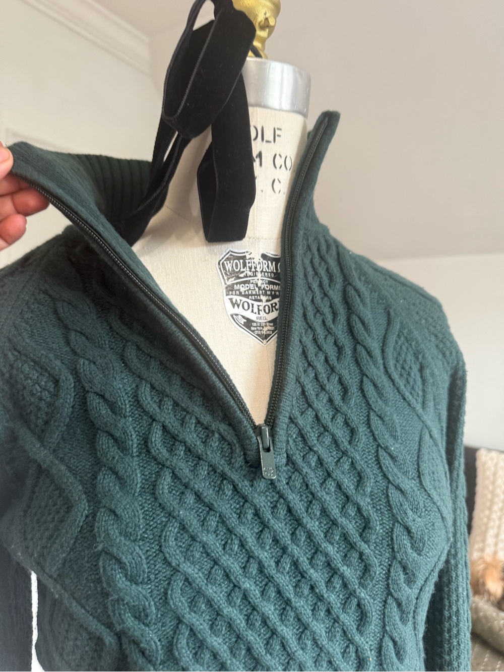 Aritzia Dark Green Cable-Knit Half-Zip Sweater - Picture 2 of 8